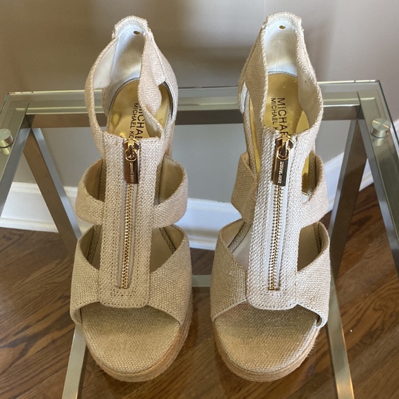 Michael Kors Damita Wedges (Tan/Sand) - Picture 3 of 5
